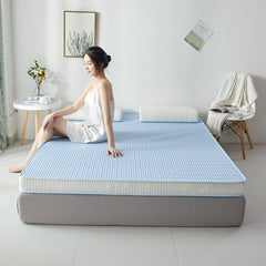 Cool Silk Latex Memory Foam Three-dimensional Mattress